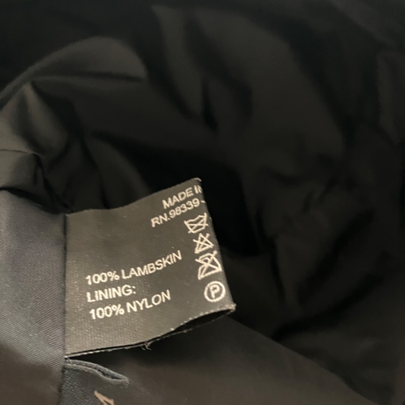 Prada lambskin leather bucket hat - Picture 8 of 13